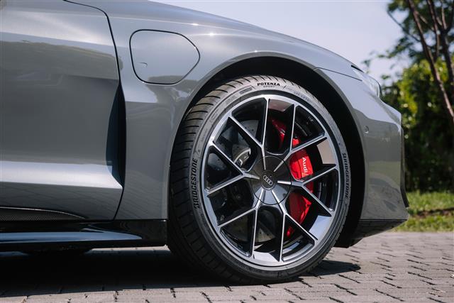 全新登場！普利司通Potenza Sport A超高性能輪胎